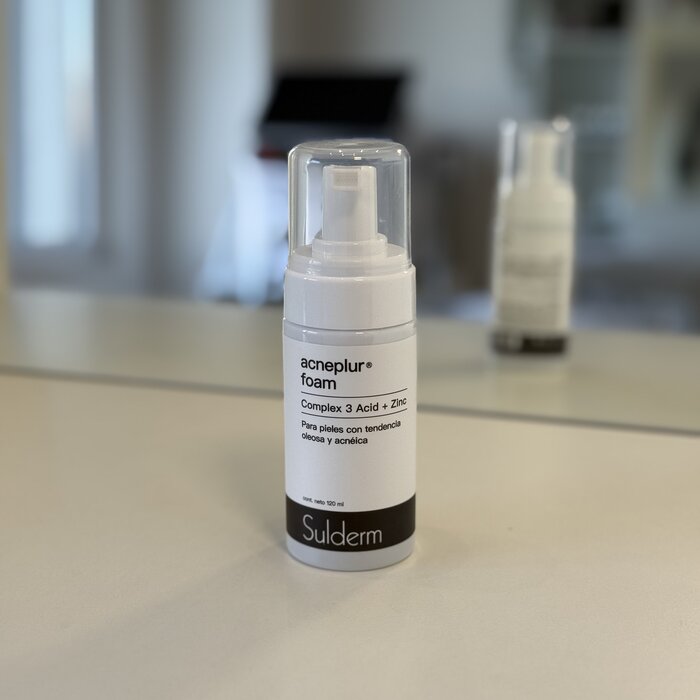 Acneplur Foam