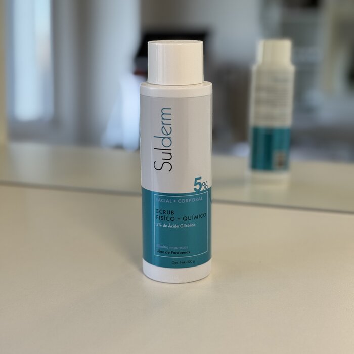Scrub Físico + Químico